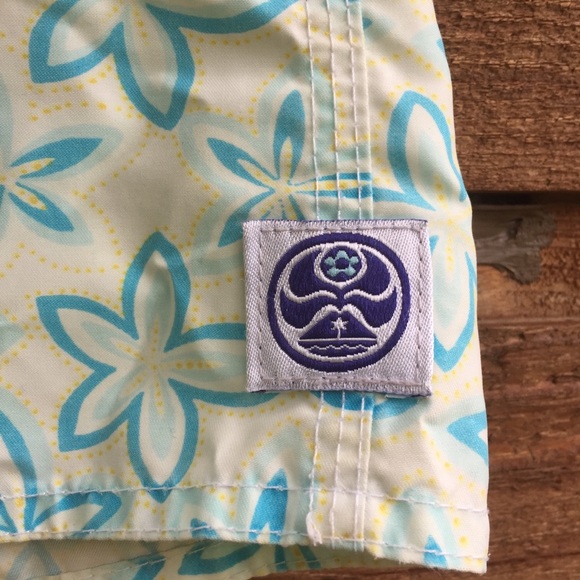 Hawaiian Island Creations Board Shorts Juniors 7 - Picture 3 of 10